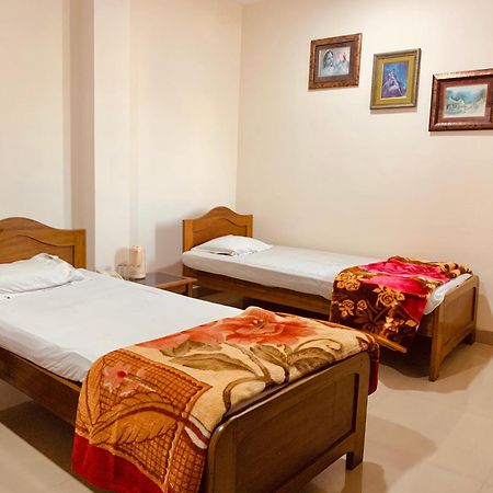 Hotel Devika Dibrugarh Ngoại thất bức ảnh