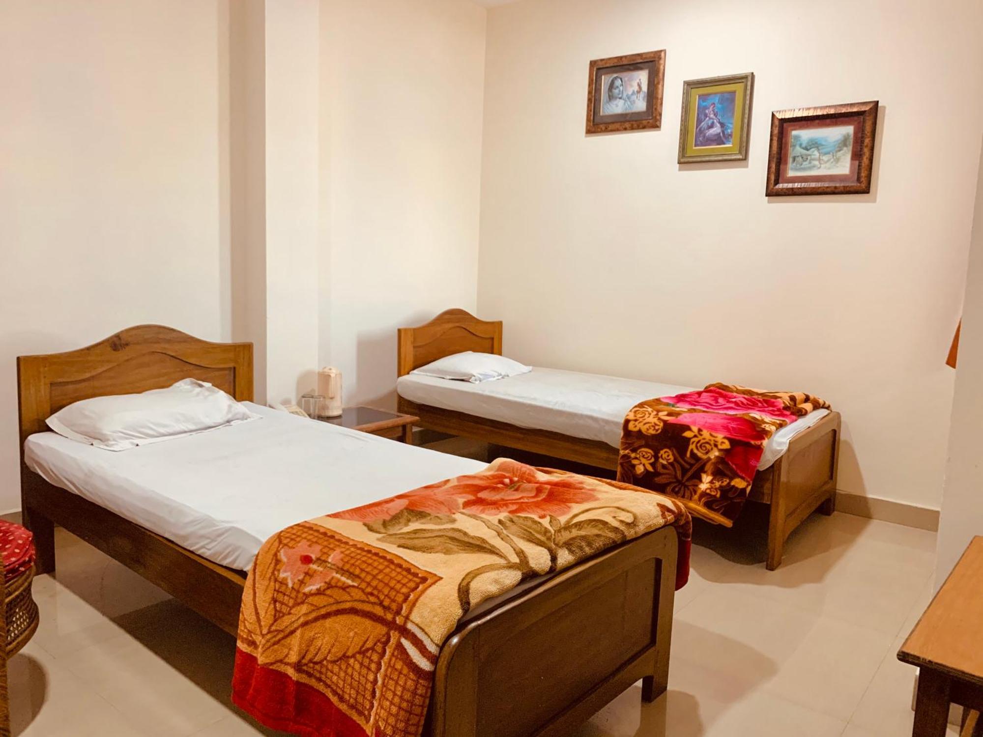 Hotel Devika Dibrugarh Ngoại thất bức ảnh